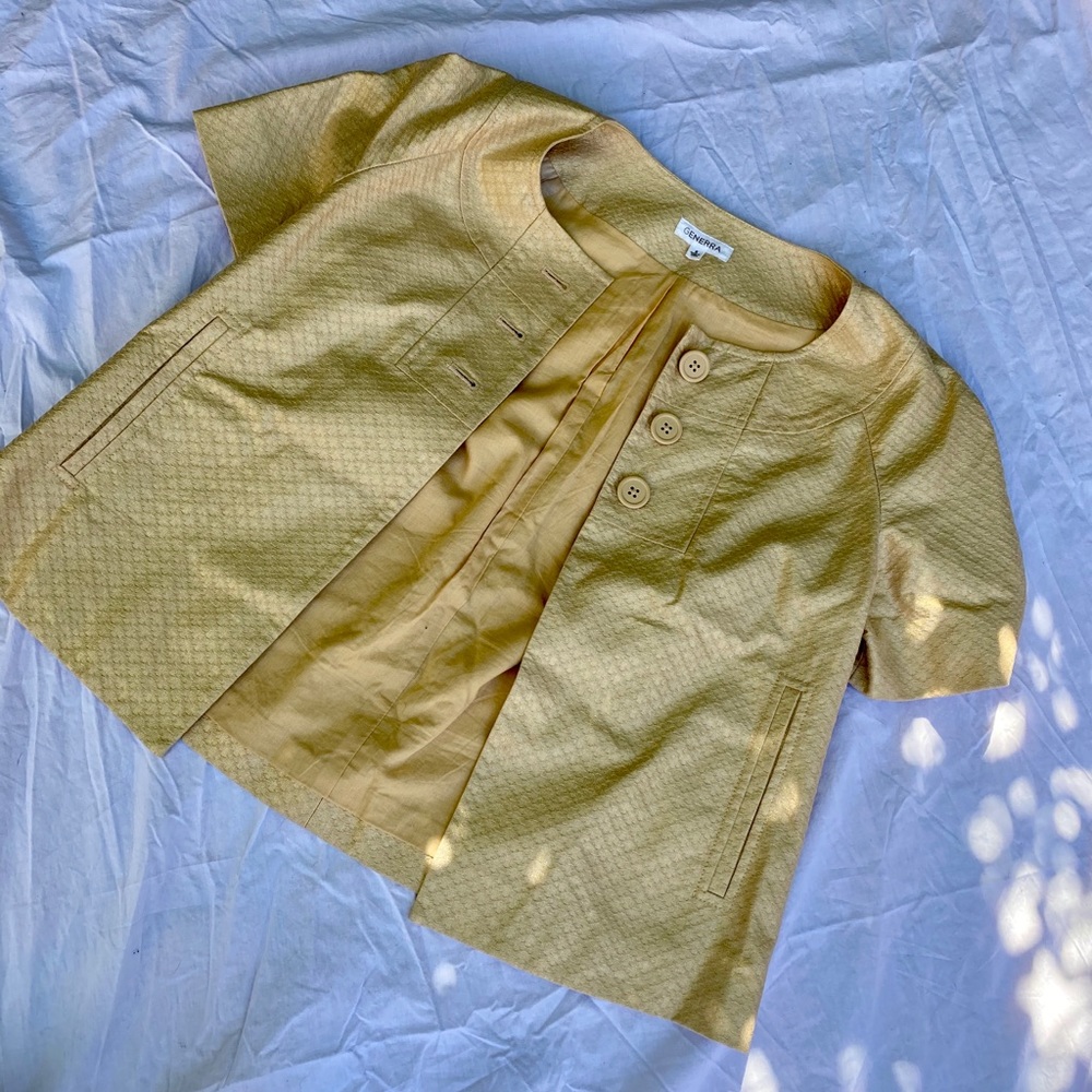 Generra Gold slightly cropped jacket